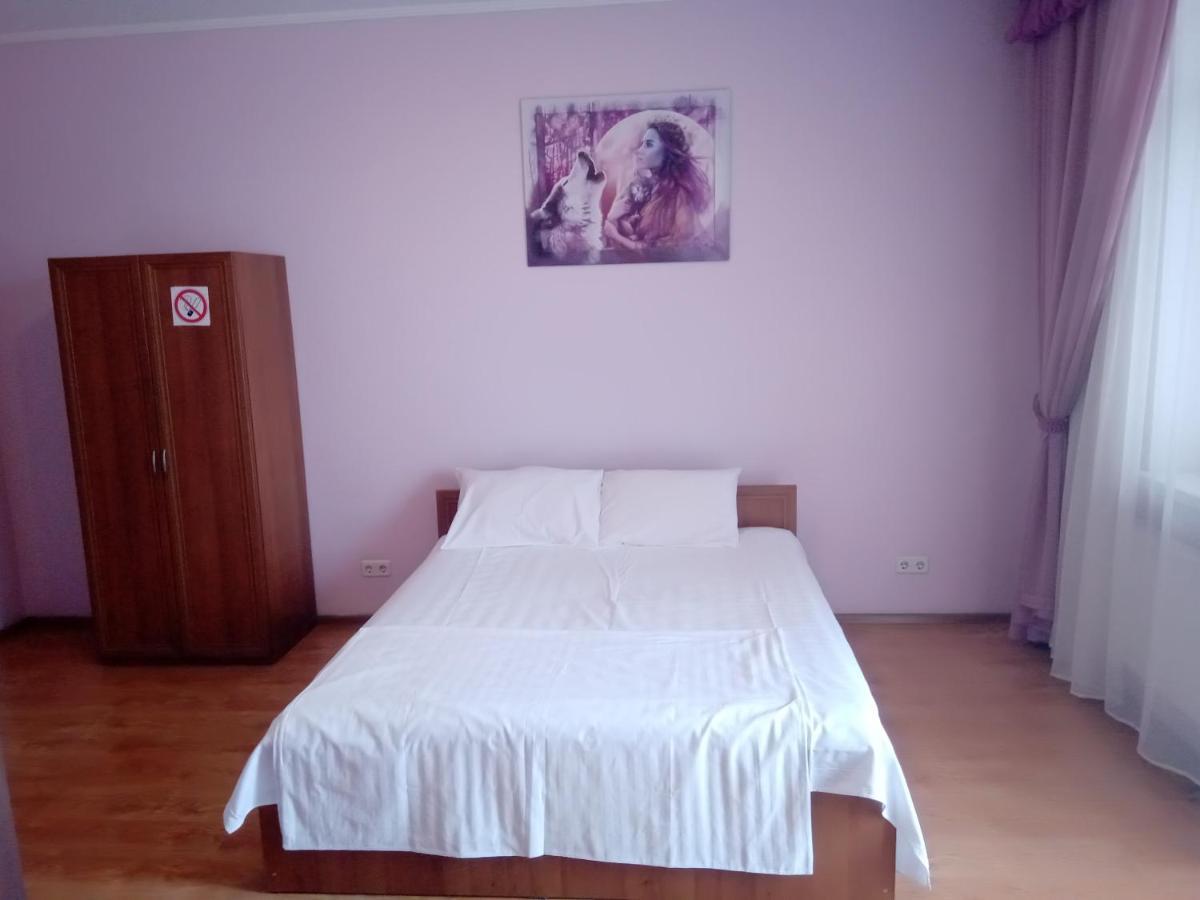 Мотель Карман Kijów Zewnętrze zdjęcie
