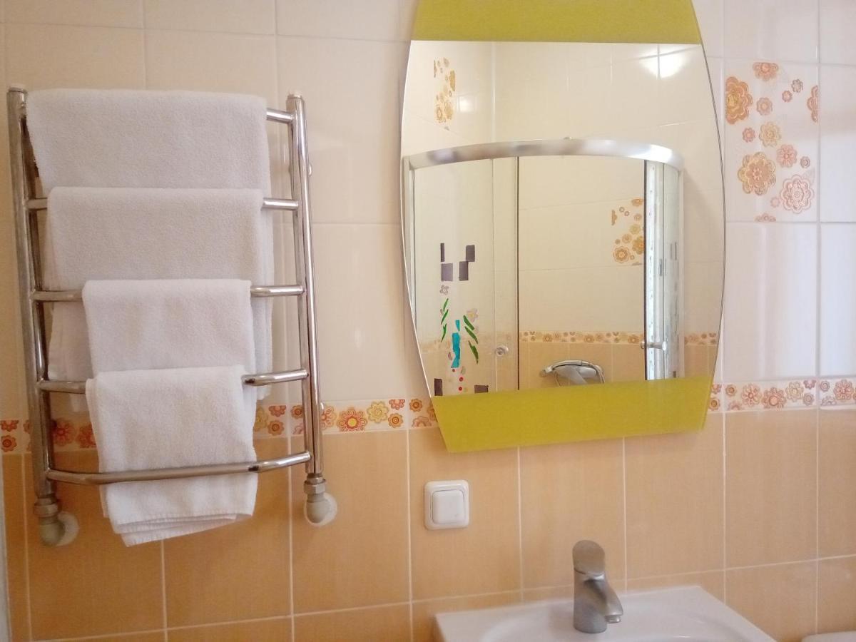 Мотель Карман Kijów Zewnętrze zdjęcie